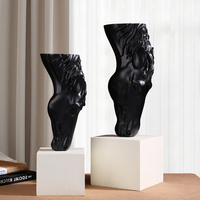 Table d'appoint moderne sur pied pour salon, décoration intérieure, ornements de cheval