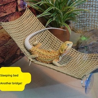 Hamac triangulaire pour lézards en corde de coton tressée à la main avec ventouses puissantes, lit durable et respirant pour dragons barbus, hamac pour reptiles