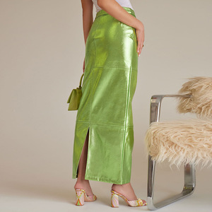 Nouvelle <span class=keywords><strong>jupe</strong></span> en <span class=keywords><strong>cuir</strong></span> vert à fente arrière avec fermeture éclair latérale, design tendance pour femmes, <span class=keywords><strong>jupe</strong></span> longue métallique Y2K - Product Image 4