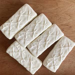 Modelo de comida de imitación con forma de Snickers, textura de arroz glutinoso tailandés, cuadrado, ampliado en 3D, blanco, pegajoso, suave, de rebote lento, tipo Dum Cake - Product Image 5