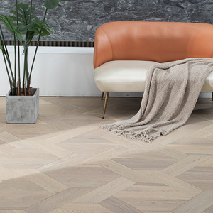 Suelo de Parqué Multicapa de Madera de Teca de 12 mm, con Acabado Ecológico IEC62321, Grado ABC, Sistema T&G, para Proyectos de Diseño de Interiores - Product Image 1