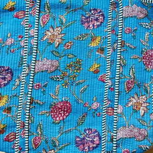 Women's for Blue-<b>Colour</b> Cotton Quilted Tote Bag Personalized Floral Block Print Bag <b>Set</b> Market Bag Shoulder Bag Wholesale Price - Product Image 3