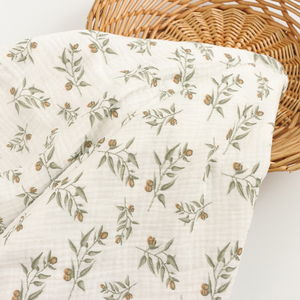 Petites fleurs mignonnes impression 100% mousseline de coton peigné biologique Double gaze crêpe tissu tissé pour les filles et les garçons pyjamas de bébé - Product Image 2