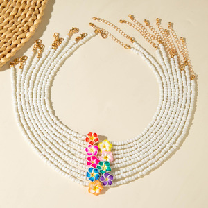 Collana con Fiori in Resina Stile Vacanza Estiva Europea e Americana, Collana Bohémien con Perline di Frangipani - Product Image 4