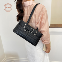 Sac à main de luxe vintage pour femme, motif tissé uni, sac à bandoulière portable de créateur, vente en gros