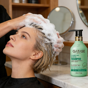 Champú Voluminizador de Pepino y Menta <span class=keywords><strong>para</strong></span> <span class=keywords><strong>Cabello</strong></span> <span class=keywords><strong>Fino</strong></span> y Delgado, Fórmula Refrescante <span class=keywords><strong>para</strong></span> Limpiar <span class=keywords><strong>el</strong></span> Cuero Cabelludo, Dar Volumen y Dar Firmeza, Sin Sulfatos - Product Image 4