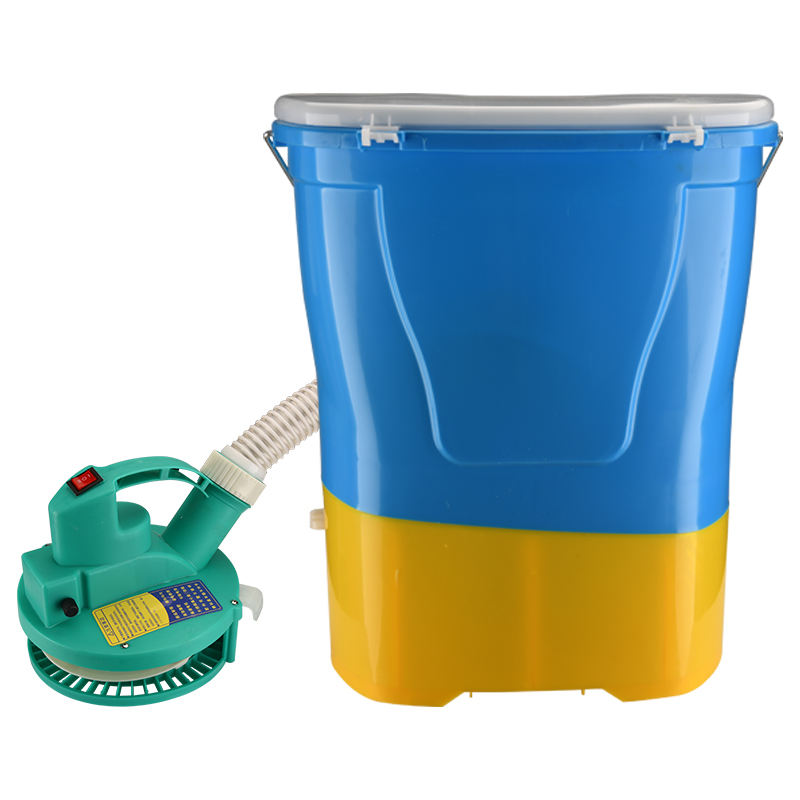 Plastic Fertilizer Spreaders Efficient Garden Solutions