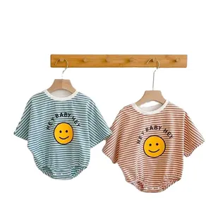 رومبير قطني للفتيات بأكمام قصيرة ومبتسمة على الوجه مطبوع مخطط بدلة جسم صيفية للرضع والأطفال الصغار
