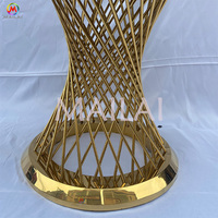 Nouvelle table à gâteau design, mobilier de mariage, table de mariée en acier inoxydable doré pour table de réception de mariage