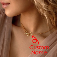 Collier avec pendentif en acier inoxydable plaqué or 14 carats personnalisé pour femme IVANDA, avec plaque de nom, lettre, gravable, chaîne, accessoire de bijoux