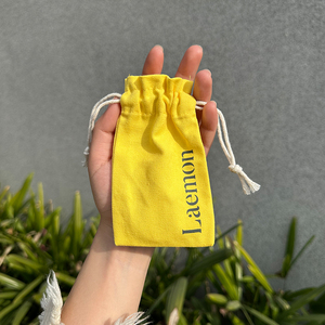 Sac à poussière en mousseline de coton durable en gros, avec logo et taille personnalisés, pochette en toile à cordon pour bijoux - Product Image 3