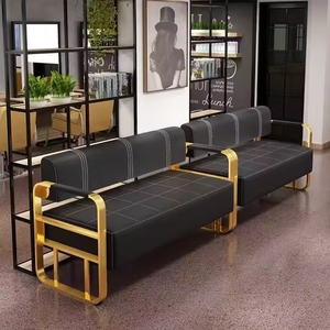 Banc d'attente commercial moderne et élégant en similicuir noir avec cadre doré, confortable et durable, idéal pour les salons de beauté (vente en gros) - Product Image 6