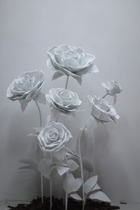 Rose géante rose premium, fleur en papier faite à la main, pour décoration d'arche de mariage ou de fête nuptiale - Product Image 6