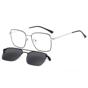 Clip magnético <span class=keywords><strong>de</strong></span> metal <span class=keywords><strong>de</strong></span> estilo clásico para <span class=keywords><strong>gafas</strong></span> <span class=keywords><strong>de</strong></span> <span class=keywords><strong>sol</strong></span> graduadas <span class=keywords><strong>gafas</strong></span> <span class=keywords><strong>de</strong></span> <span class=keywords><strong>sol</strong></span> <span class=keywords><strong>Polaroid</strong></span> - Product Image 4