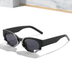 Lunettes de soleil Partagas Fashion Fancy Designer avec logo personnalisé, protection UV400, style serpent, pour femmes et hommes - Product Image 1
