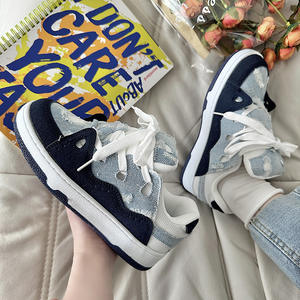 Chaussures de sport tendance 2025 pour hommes, style rétro et robuste, chaussures de course pour hommes, chaussures plates décontractées pour femmes, style marche - Product Image 1