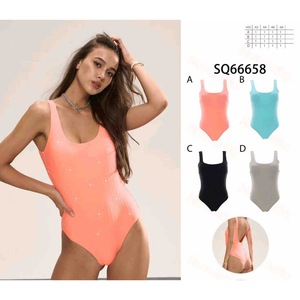 Maillot de bain une pièce HDJ, effet ventre plat, couleur unie, tricoté, col carré, coupe ajustée SQ66658 - Product Image 1