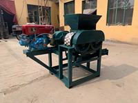 Chine Fabrication automatique de briquettes de biomasse de charbon de bois de forme ovale sans fumée