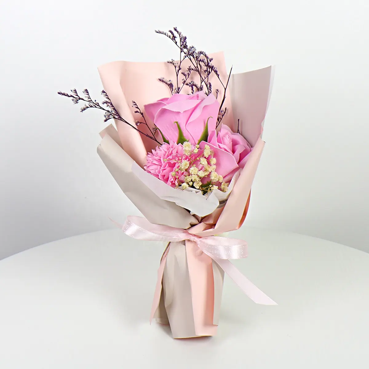 All'ingrosso della fabbrica di garofani artificiali rosa piccola scatola regalo per la festa della mamma, regali di festa fiori artificiali