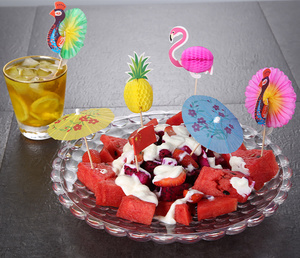 Mini Parasol pics en bois pour boissons - Product Image 3