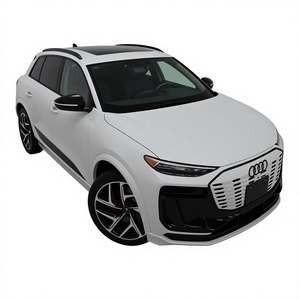 Audi SQ6 e-tron quattro Premium Plus AWD quattro Premium Plus 4 portes SUV 2025 – Voitures d'occasion à prix abordable à vendre - Product Image 1