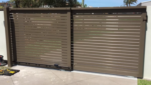 Puerta corredera eléctrica de jardín Puerta de entrada semiprivada deslizante superpuesta de aluminio - Product Image 6