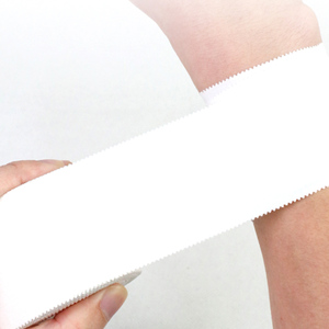 Ruban de sport en coton blanc de 10cm de large avec logo personnalisé Bande de kinésiologie rayonne à l'oxyde de zinc pour doigt de <span class=keywords><strong>cheville</strong></span> - Product Image 2