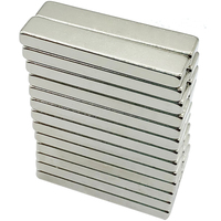 Aimants permanents en néodyme puissants, aimants rectangulaires en terres rares pour le montage et la fixation