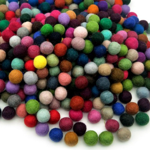 Wholesale Wool Balls 1.2/1.5/2/3cm Christmas Decorations Colorful Wool Balls Wool Felt Balls