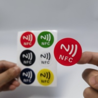 SUNLANRFID personalizado 40mm de diámetro para programador de Chip Mini RFID NFC etiqueta adhesiva para redes sociales 860-960MHz frecuencia