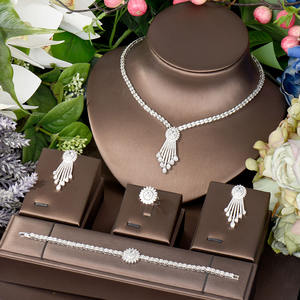 Hibride Trendy Sieraden Set Geometrisch Ontwerp Waterdruppel Aaa Cz Bruiloft Sieraden Sets Voor Bruiden <span class=keywords><strong>2</strong></span> Tonen Sieraden Set Bruids N-317 - Product Image 1