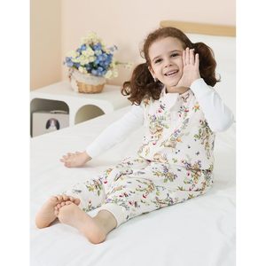 Saco de Dormir para Bebé BambooBud Sin Mangas 1.0 TOG, Manta Vestible con Pies para Niños Pequeños, Invierno, 6 Meses-4T, Algodón Estampado, Fibra de Bambú - Product Image 4