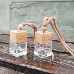 Botella de <span class=keywords><strong>Vidrio</strong></span> Cuadrada Recargable de 8 ml para Perfume de Coche, Forma de Cubo, Tapa de <span class=keywords><strong>Madera</strong></span> <span class=keywords><strong>con</strong></span> Rosca, Botella Difusora de Perfume para Coche - Product Image 6