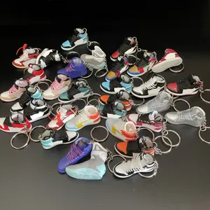 Großhandel Designer hand bedruckte PVC Basketball Yezee AJ 1 Mini Sneaker 3d Schlüssel bund Schuh Schlüssel anhänger