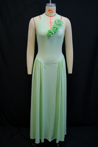 เดรสยาวทรงเข้ารูปผู้หญิงแบบใหม่ ดีไซน์เซ็กซี่ สายคล้องคอ แต่งผ้าต่อกัน พร้อมดีเทลผูกโบว์ แฟชั่น - Product Image 6