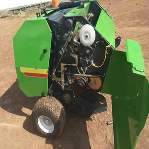 Petit <span class=keywords><strong>tracteur</strong></span> à quatre roues avec broyeur de paille de maïs, ramasseuse d'<span class=keywords><strong>herbe</strong></span> agricole, fabricant de presse à balles rondes - Product Image 2