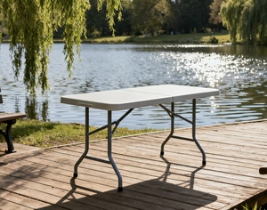 Table pliante en plastique HDPE de 6 pieds avec plateau blanc pour buffet, mobilier de jardin extérieur, idéale pour hôtels et hôpitaux (vente en gros) - Product Image 1