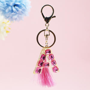 Llavero Colgante Rosa al por Mayor con Borla y 26 Letras Inglesas, Colgante Personalizado con Iniciales del Alfabeto para Mochila - Product Image 4