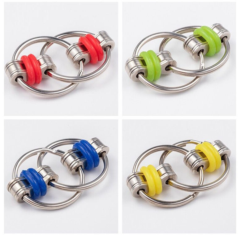 Hebilla metálica de alivio de presión.