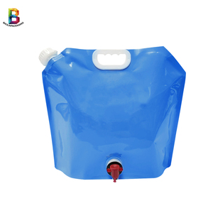 Pochettes souples imprimées en plastique OEM de <span class=keywords><strong>5L</strong></span> et 10L pour boissons, jus, eau, avec bec verseur - Product Image 3