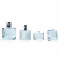 Flacons de parfum cylindriques en verre vides de luxe personnalisables avec pulvérisateur à pompe, 30ml/50ml/100ml, impression sérigraphiée, en stock