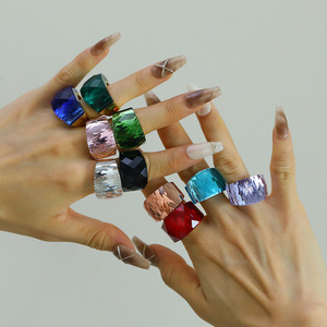 Anillo de Piedra Natural de Circonio Grande, Colorido e Impermeable, Anillo Brillante y Lujoso para Mujeres y Hombres, para Fiestas y Bodas - Product Image 3