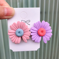 Vente en gros de petites marguerites colorées, accessoires pour cheveux, barrettes pour filles, pinces à cheveux pour décoration de cheveux pour femmes