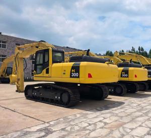 Horas DE TRABAJO bajas y excavadora Komatsu de 30 toneladas original usada bien mantenida a la venta - Product Image 5