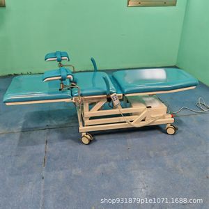 Mesa de Operaciones Eléctrica para Obstetricia y Ginecología Kerry, 220V, Cama de Partos Hidráulica, Cama de Examen, Certificación CE - Product Image 3