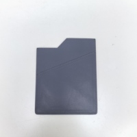Porte-cartes mince en cuir végétalien au design simple