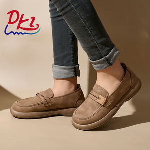 Vente en gros de mocassins Bairuilun larges pour femmes chaussures plates sans lacet décontractées mocassins confortables pour femmes mocassins habillés - Product Image 5