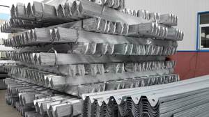 フレックスビーム価格ハイウェイガードレール亜鉛メッキステンレス鋼ポスト + ネジ + ユニット全体ガードレール - Product Image 3