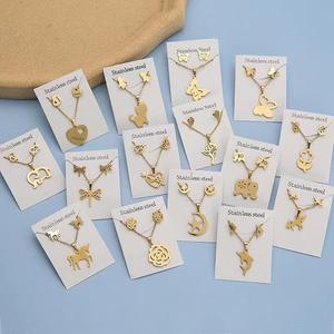 Günstige Mode Frauen Mädchen Edelstahl Schmuck 18 Karat vergoldete Halskette Charms und Ohr stecker Schmuck Set für Geschenk - Product Image 1