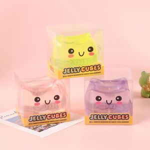 Nouveau jouet anti-stress en forme de cube de glace, mignon et souriant, à rebond lent, en maltose, pour enfants - Vente chaude - Product Image 2